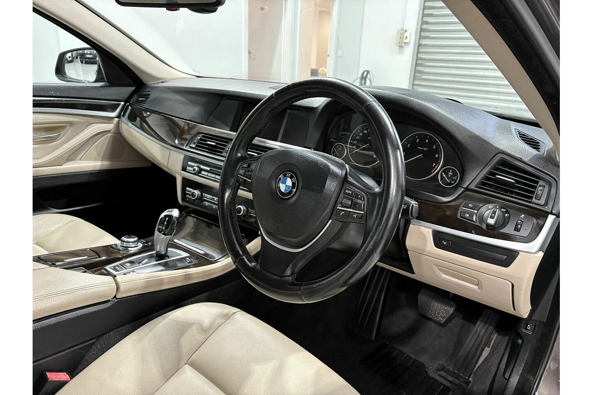 2010 BMW 5 Series 528i F10