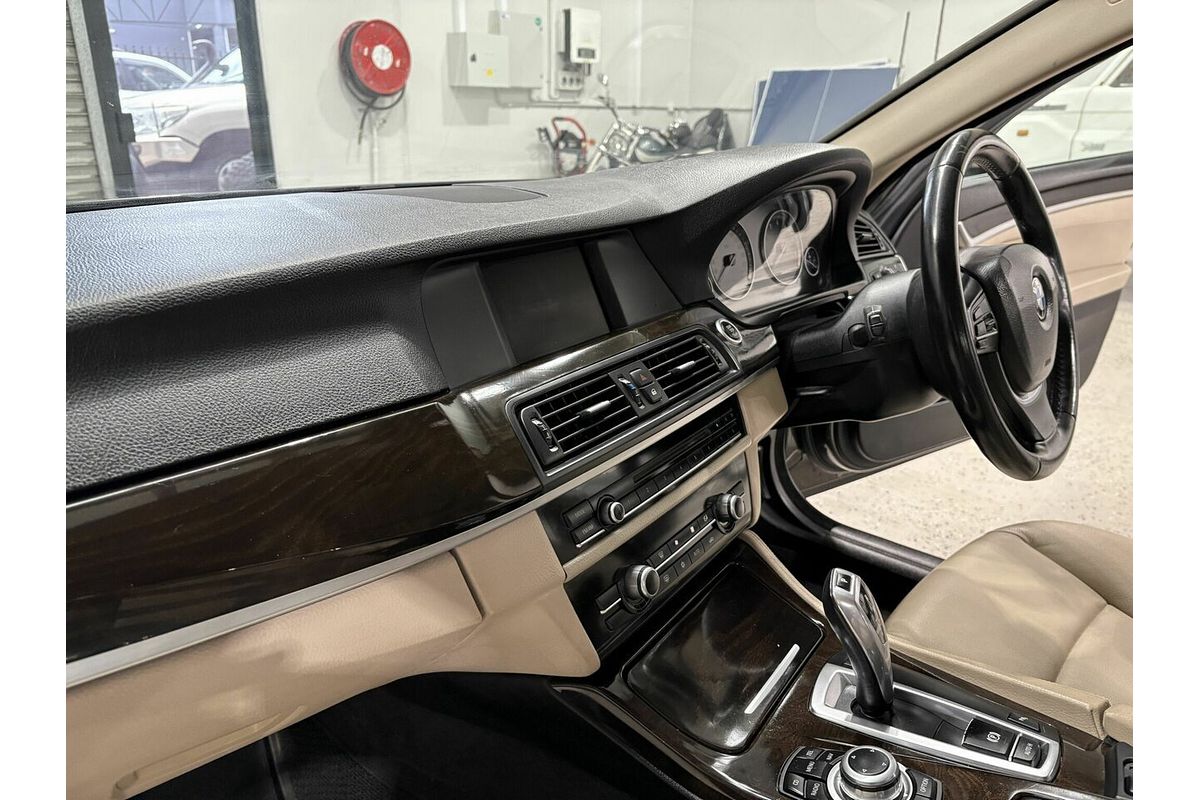 2010 BMW 5 Series 528i F10
