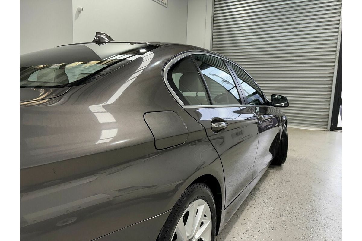 2010 BMW 5 Series 528i F10