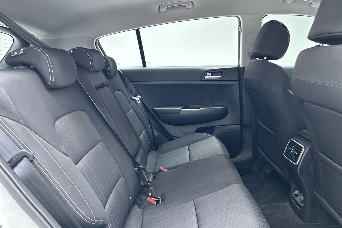 2020 Kia Sportage S QL