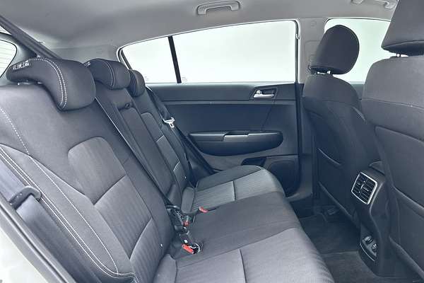 2020 Kia Sportage S QL