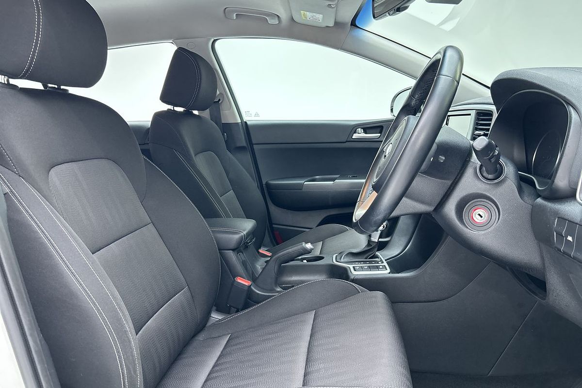2020 Kia Sportage S QL