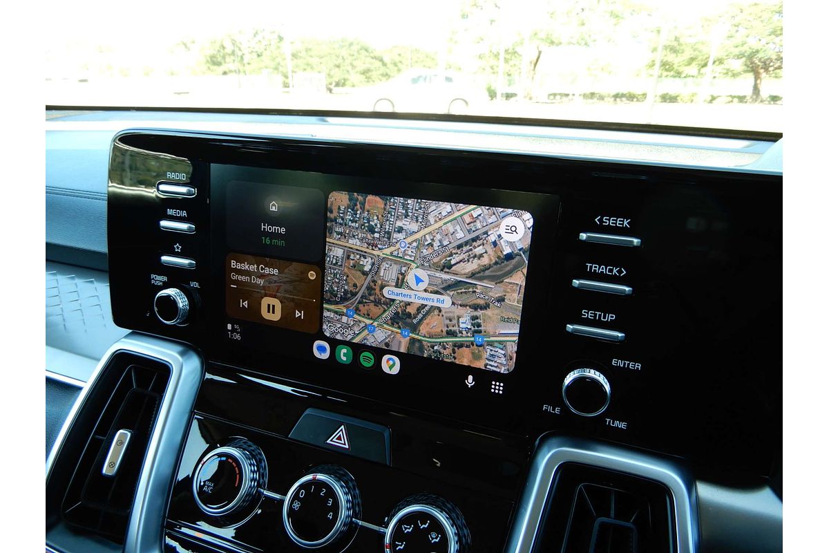 2022 Kia Sorento Sport MQ4
