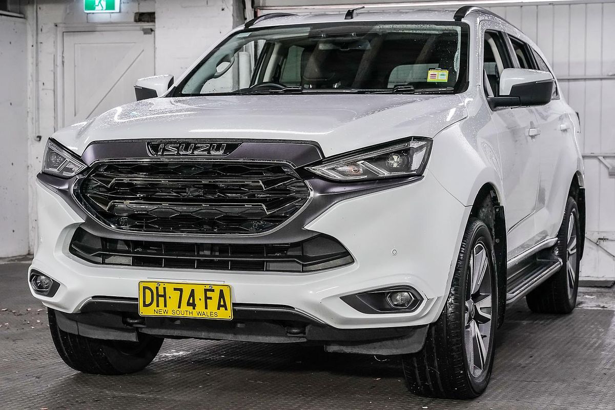 2023 Isuzu MU-X LS-T