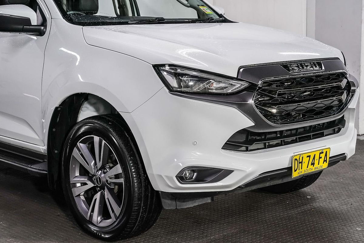 2023 Isuzu MU-X LS-T