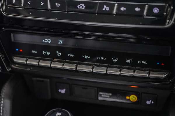 2023 Isuzu MU-X LS-T