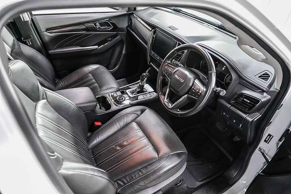2023 Isuzu MU-X LS-T