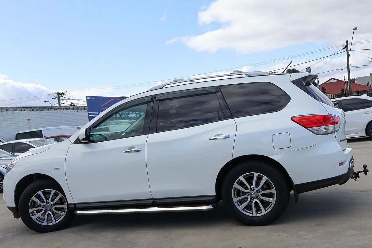 2015 Nissan Pathfinder ST R52