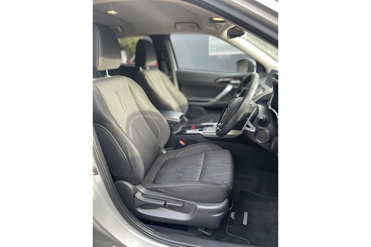 2020 Mitsubishi Eclipse Cross LS YA