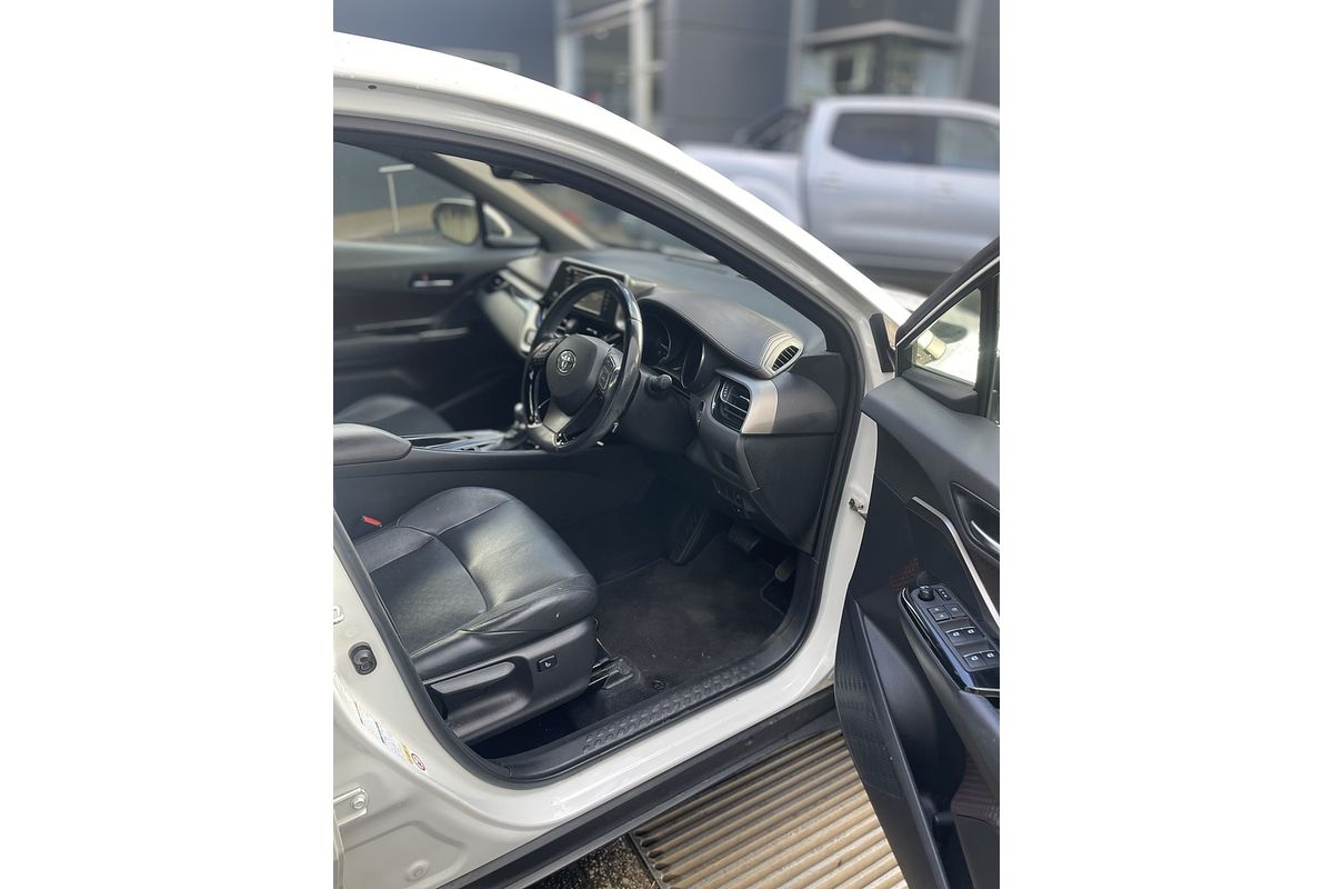 2017 Toyota C-HR Koba NGX50R