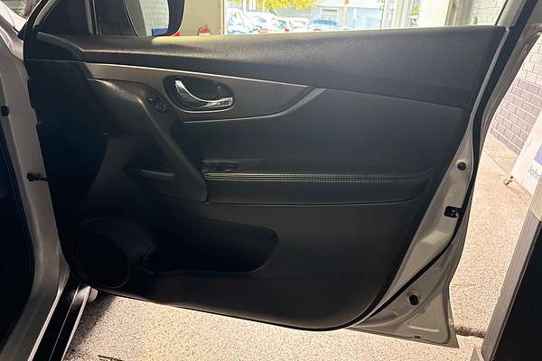 2014 Nissan X-TRAIL ST-L T32