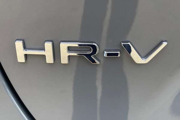 2025 Honda HR-V Vi X