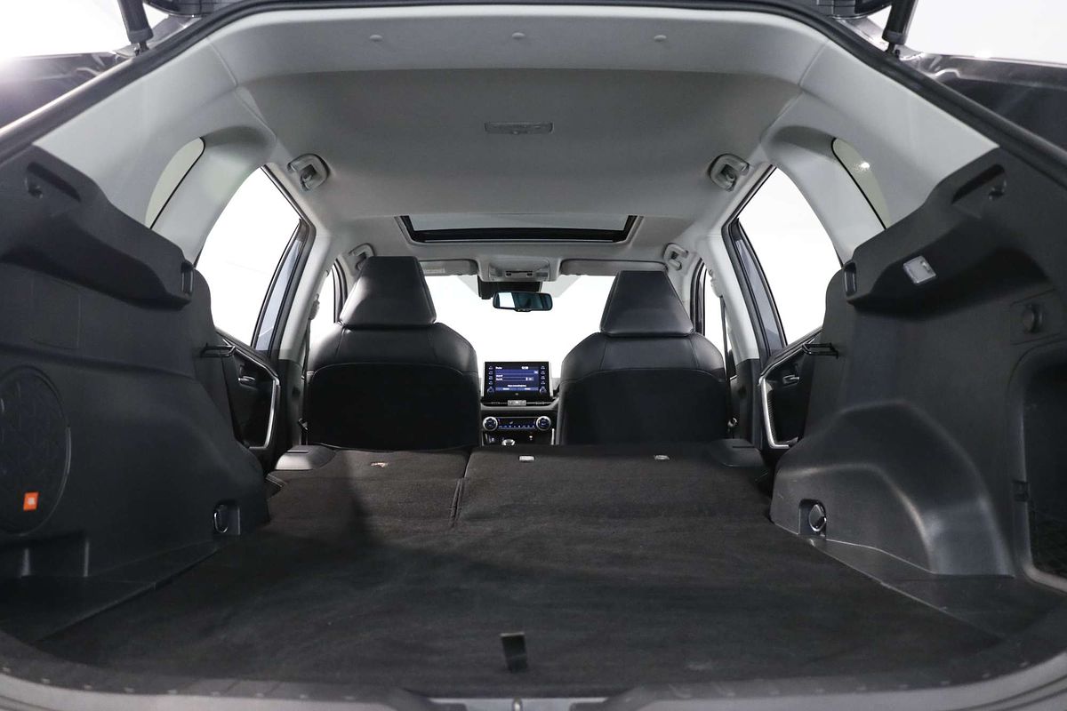 2019 Toyota RAV4 Cruiser AXAH54R