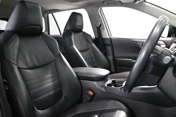 2019 Toyota RAV4 Cruiser AXAH54R