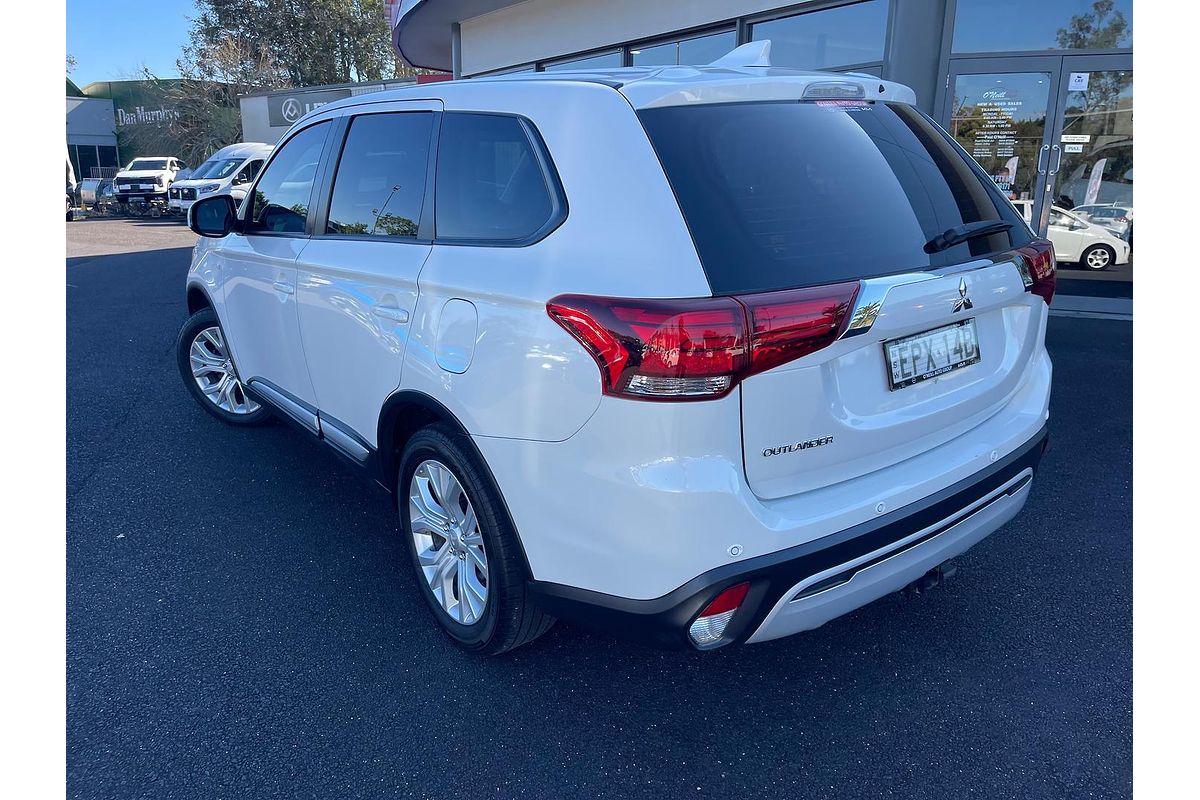 2021 Mitsubishi Outlander ES ZL