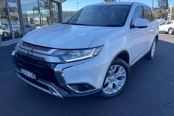 2021 Mitsubishi Outlander ES ZL