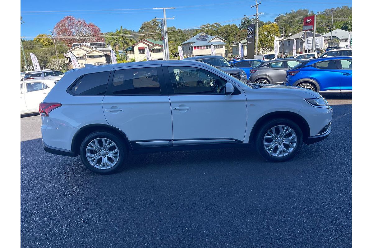 2021 Mitsubishi Outlander ES ZL