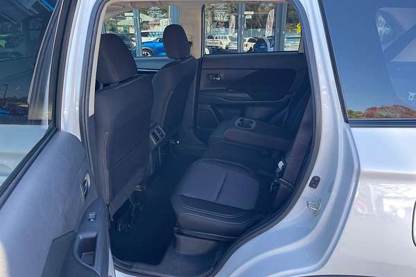 2021 Mitsubishi Outlander ES ZL