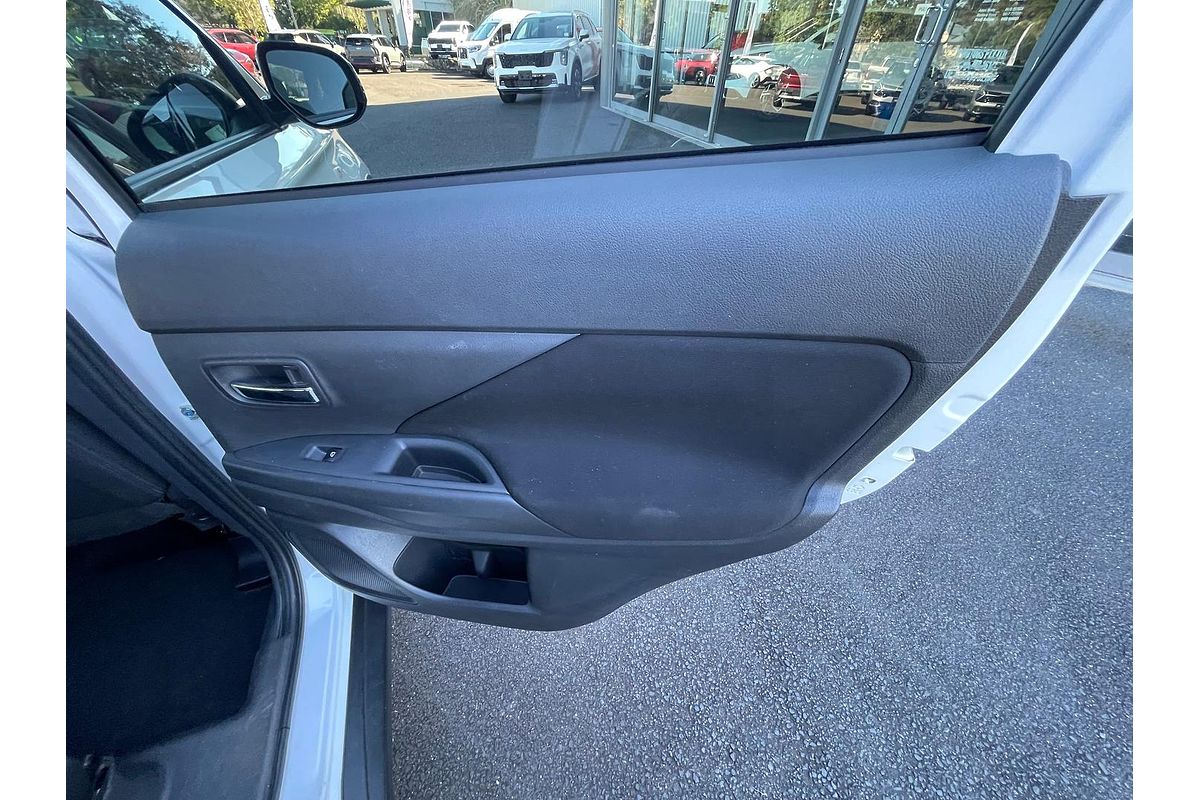 2021 Mitsubishi Outlander ES ZL