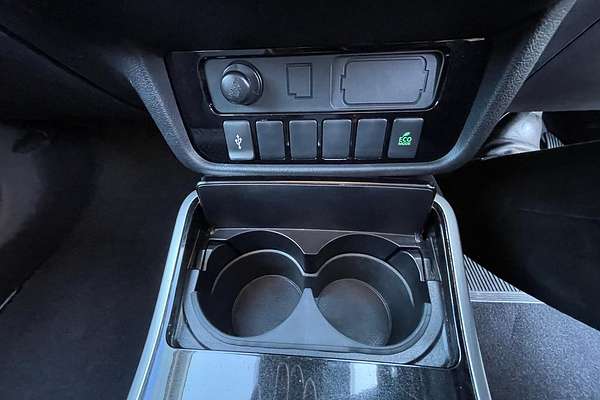 2021 Mitsubishi Outlander ES ZL
