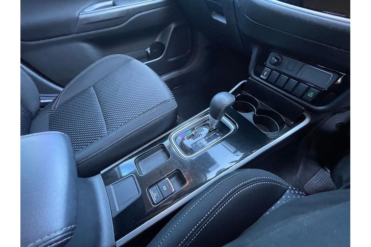 2021 Mitsubishi Outlander ES ZL