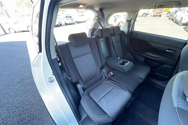 2021 Mitsubishi Outlander ES ZL