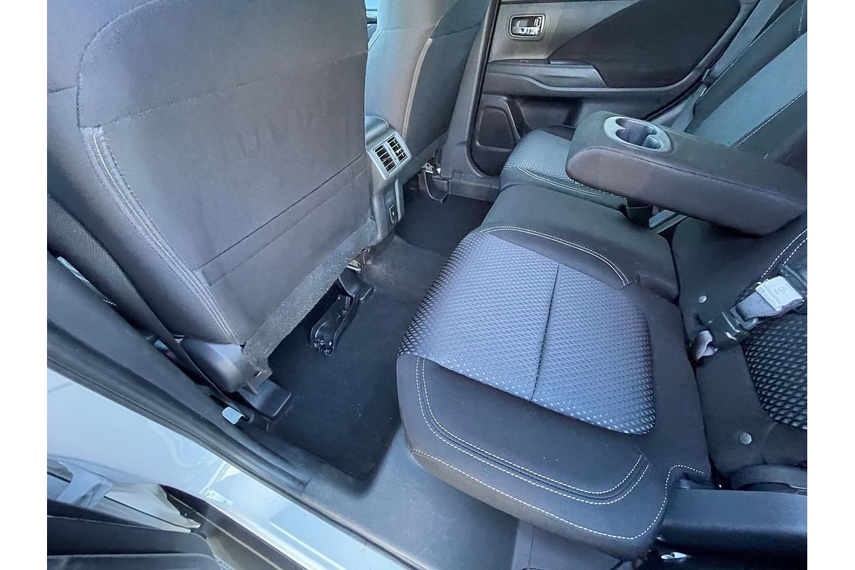 2021 Mitsubishi Outlander ES ZL