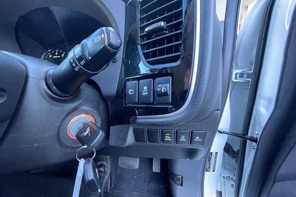 2021 Mitsubishi Outlander ES ZL