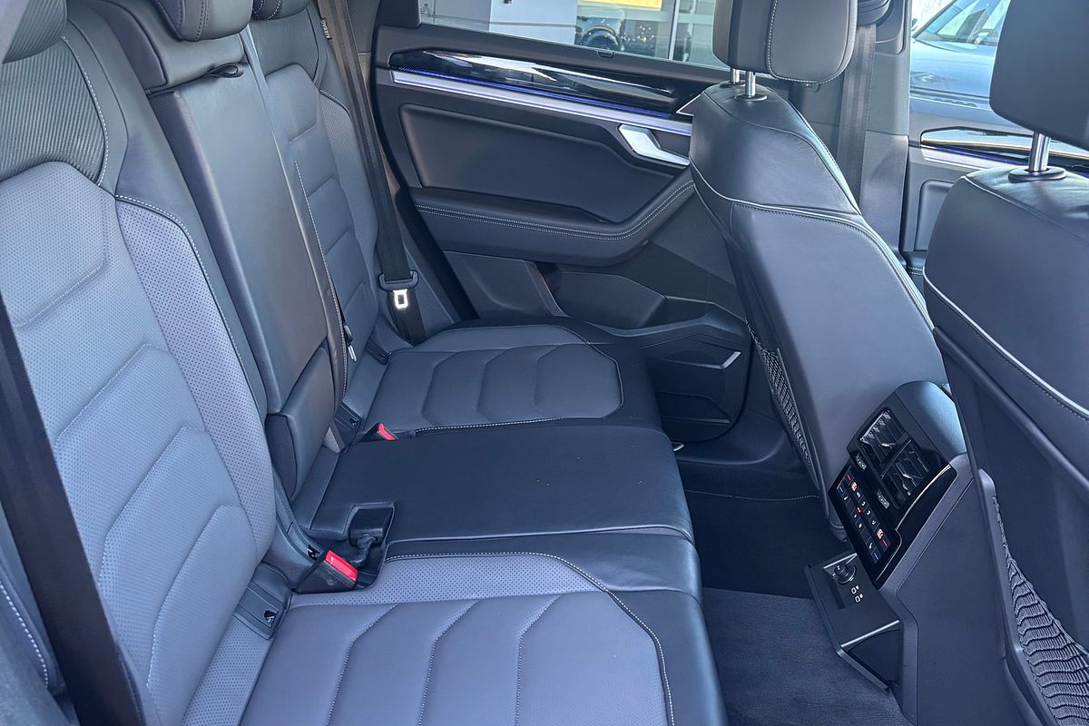 2020 Volkswagen Touareg 210TDI R-Line CR