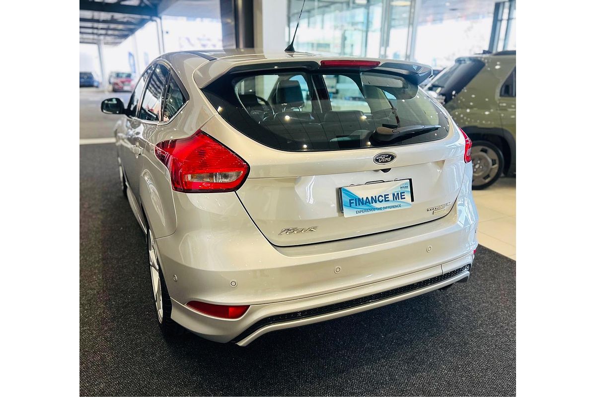 2016 Ford Focus Titanium LZ