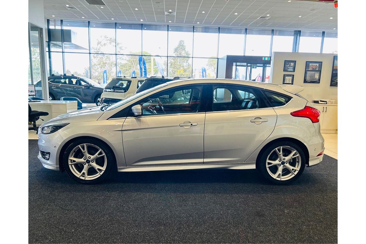 2016 Ford Focus Titanium LZ