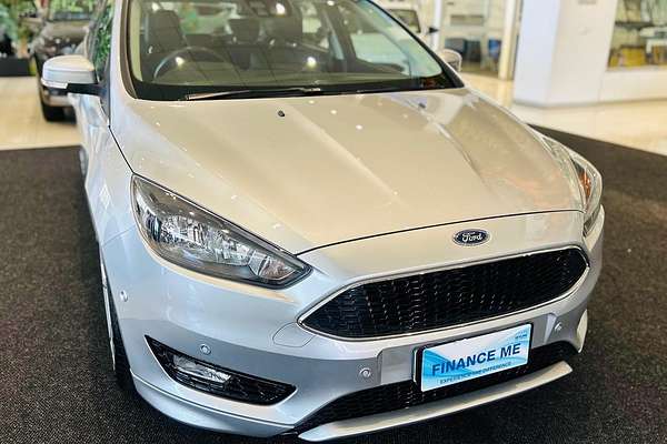 2016 Ford Focus Titanium LZ