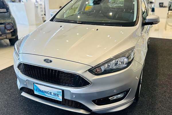 2016 Ford Focus Titanium LZ