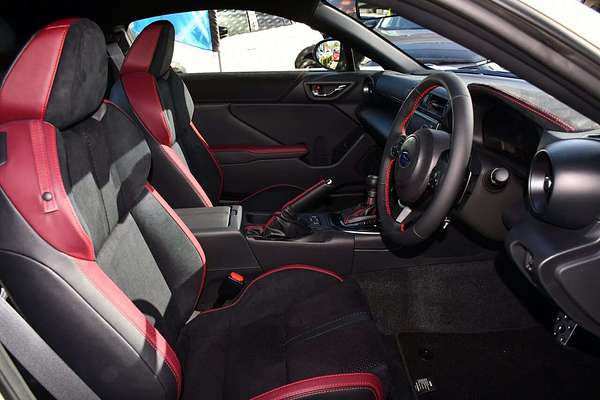 2025 Subaru BRZ tS ZD8