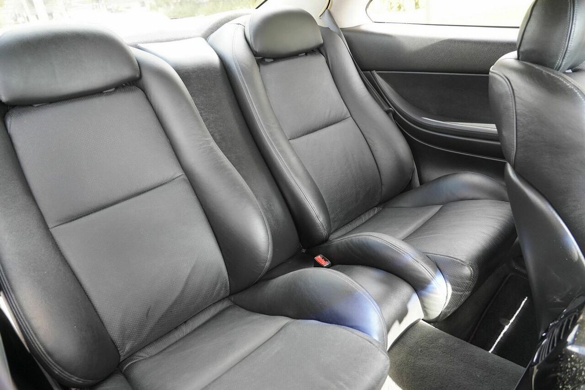 2002 Holden Monaro CV8 V2 Series II