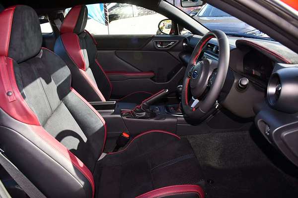 2025 Subaru BRZ tS ZD8