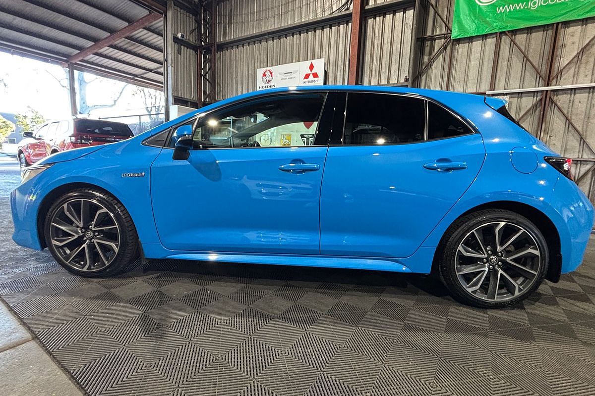 2022 Toyota Corolla ZR Hybrid ZWE211R