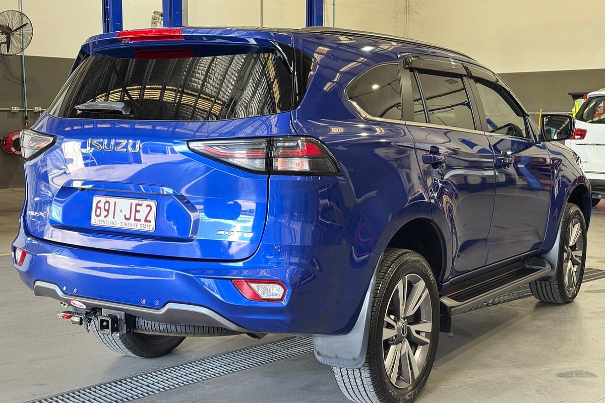 2023 Isuzu MU-X LS-T
