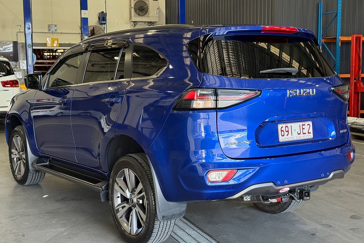 2023 Isuzu MU-X LS-T