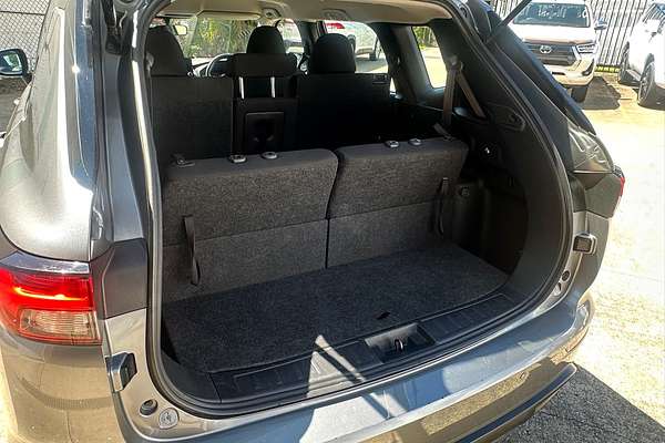 2022 Mitsubishi Outlander ES ZM