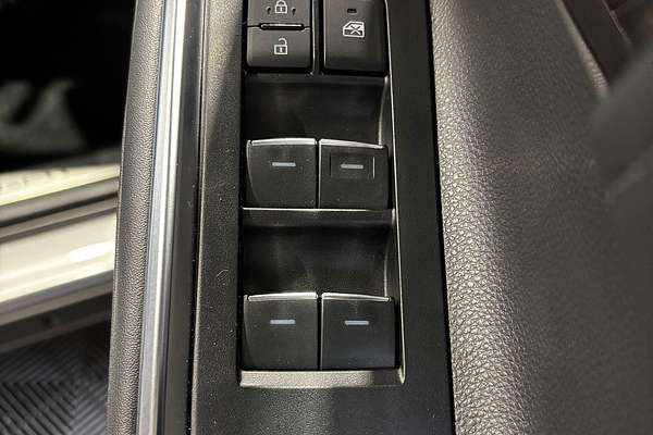 2024 Toyota Kluger Grande AXUH78R
