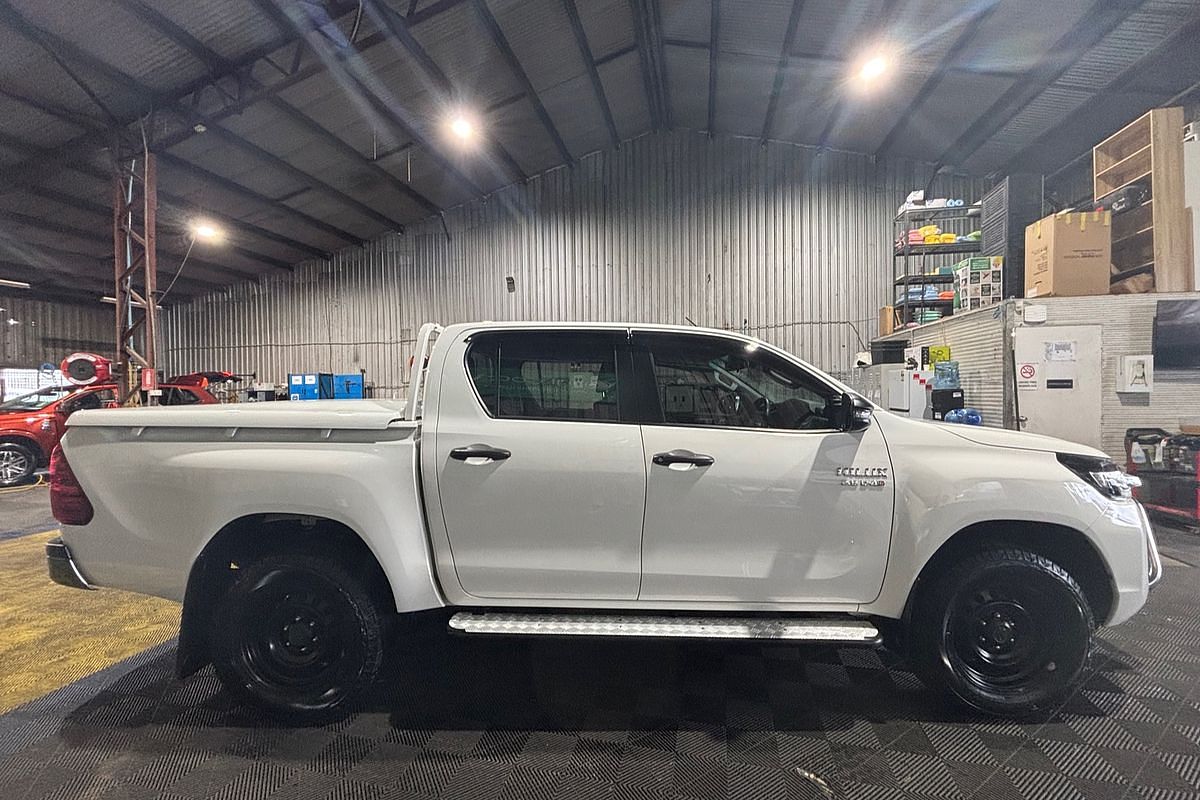 2020 Toyota Hilux SR GUN126R
