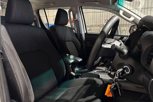2020 Toyota Hilux SR GUN126R