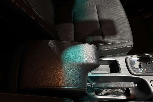 2020 Toyota Hilux SR GUN126R