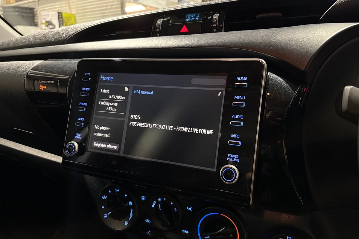 2020 Toyota Hilux SR GUN126R
