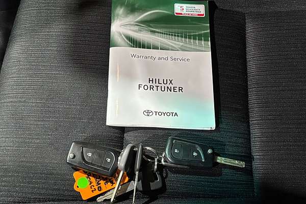 2020 Toyota Hilux SR GUN126R