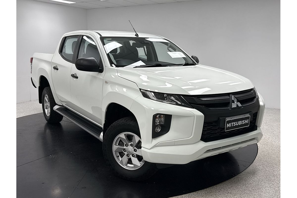 2022 Mitsubishi Triton GLX+ MR 4X4