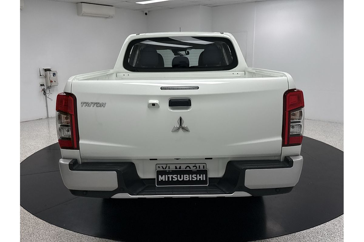 2022 Mitsubishi Triton GLX+ MR 4X4