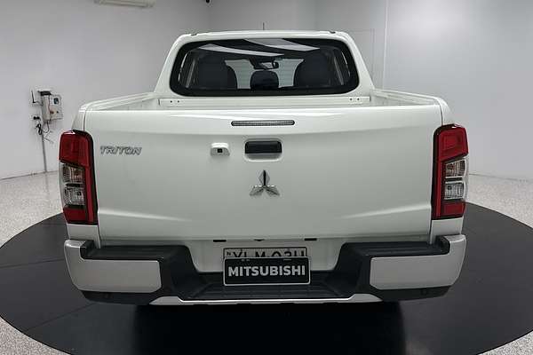 2022 Mitsubishi Triton GLX+ MR 4X4