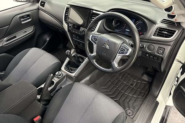 2022 Mitsubishi Triton GLX+ MR 4X4